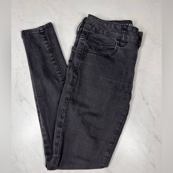 EUC American Eagle Outfitters Sateen Jeggings - Picture 2 of 9